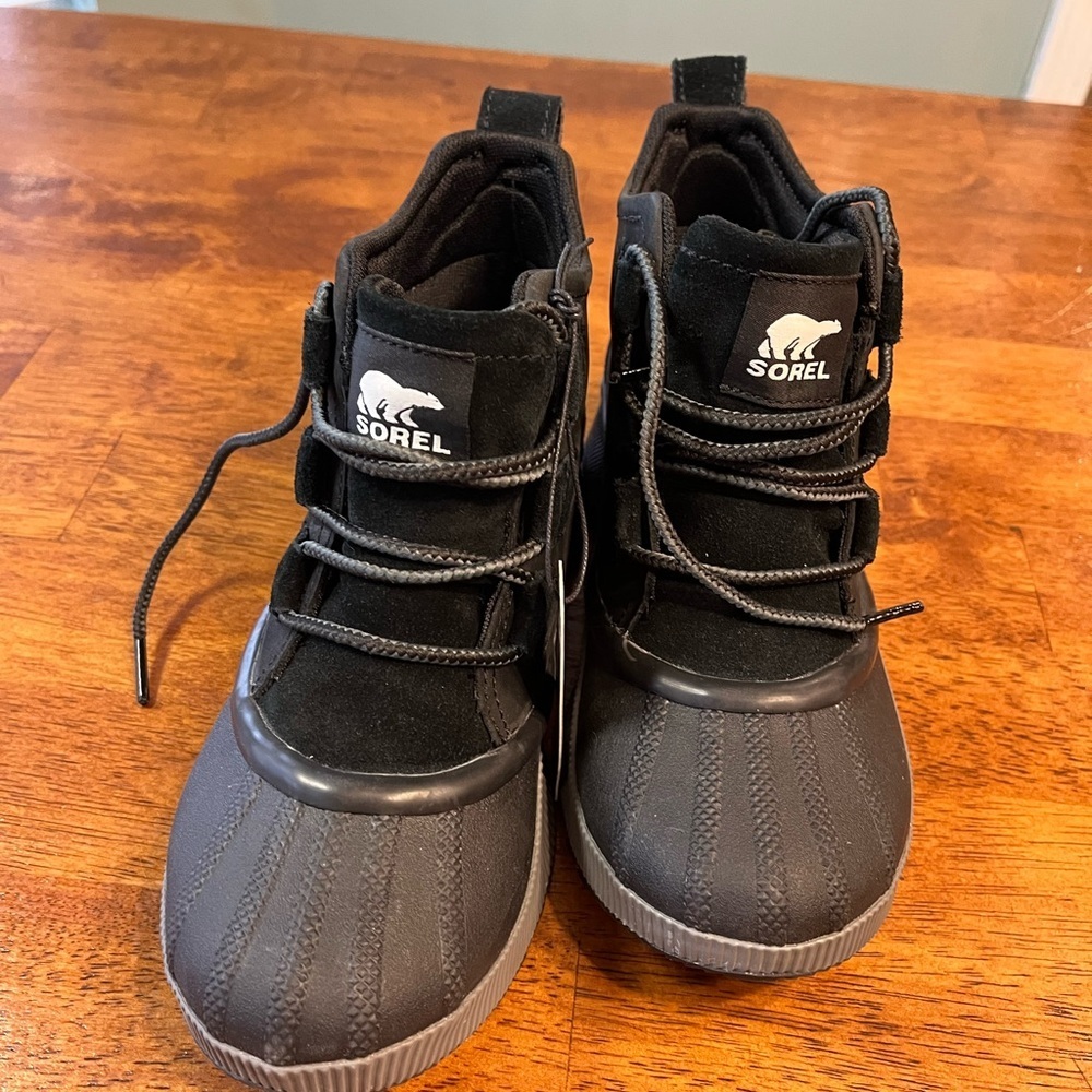 New Sorel Out N About Waterproof black lace up boot size 6.5 - Picture 9 of 12